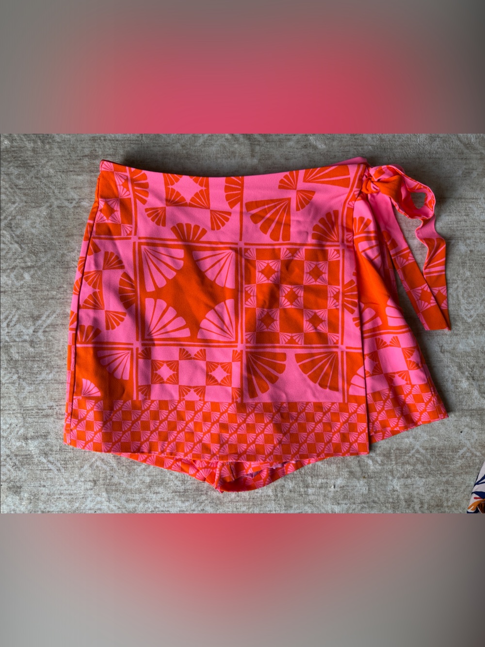 NWT Sugarlips Pink and Orange Geometric Tie-Waist Skort
